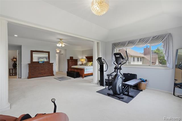 Builiding view thirty one for 2935 Ivy Hill, Commerce Township, MI. 48382