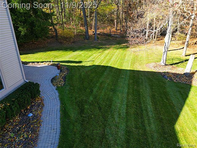 Builiding view twenty two for 5391 Bridge W, Commerce Township, MI. 48382