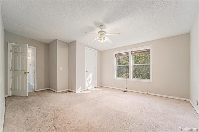 Builiding view fifteen for 6197 Carroll Lake, Commerce Township, MI. 48382