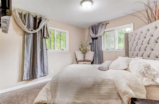 Builiding view twelve for 1630 Weymouth, West Bloomfield, MI. 48324