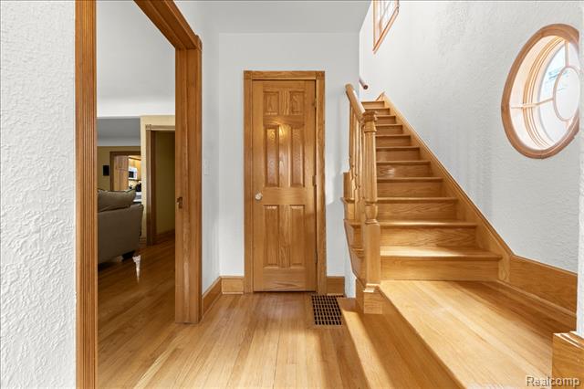 Builiding view one for 1775 Woodland, Keego Harbor, MI. 48320