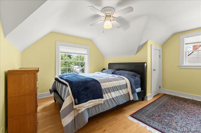 Builiding view twelve for 1775 Woodland, Keego Harbor, MI. 48320