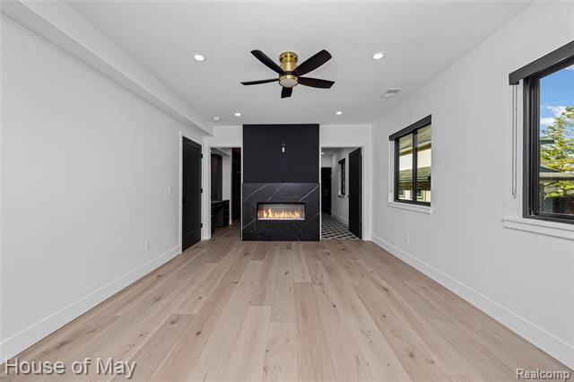 Builiding view twenty for 10890 Hillway, White Lake, MI. 48386