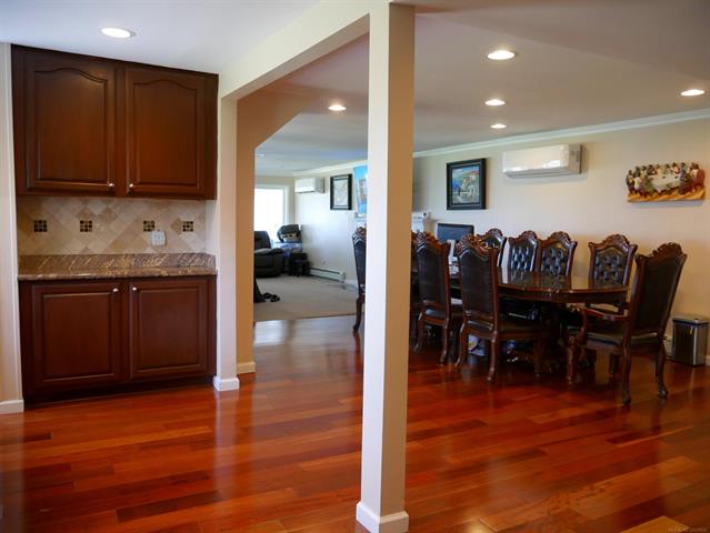 Builiding view ten for 1704 Cass Lake Front, Keego Harbor, MI. 48320