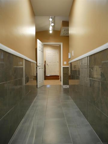 Builiding view twenty one for 1704 Cass Lake Front, Keego Harbor, MI. 48320