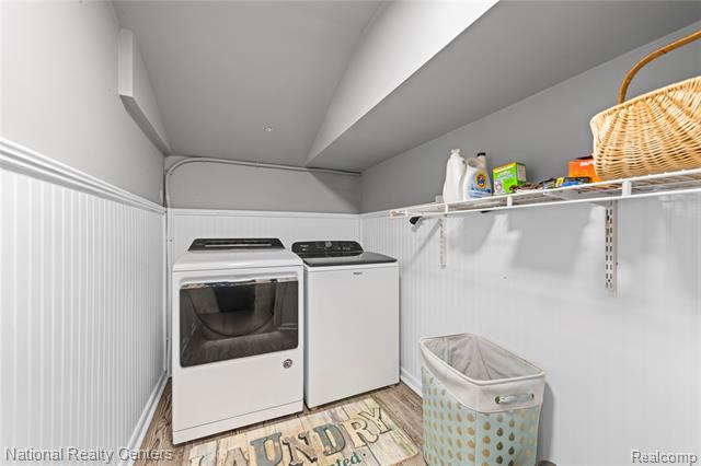 Builiding view twelve for 1481 Lochaven, Waterford, MI. 48327