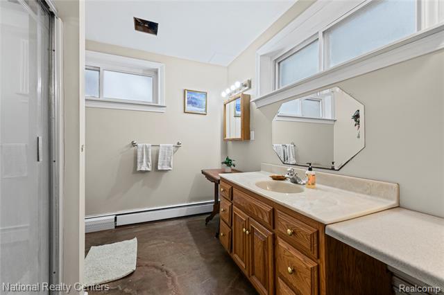 Builiding view twenty five for 1481 Lochaven, Waterford, MI. 48327