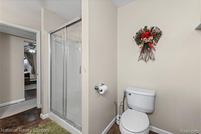 Builiding view twenty six for 1481 Lochaven, Waterford, MI. 48327