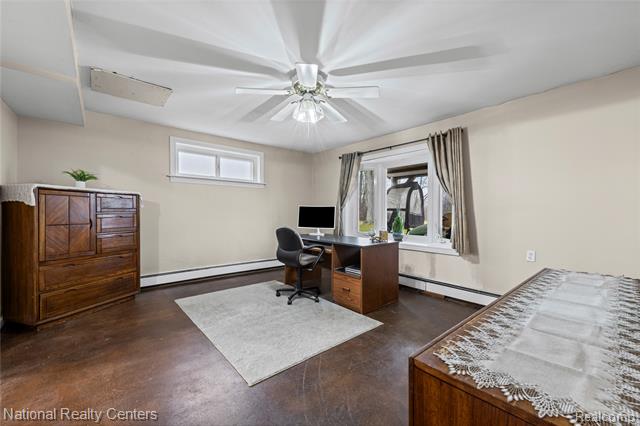 Builiding view twenty two for 1481 Lochaven, Waterford, MI. 48327