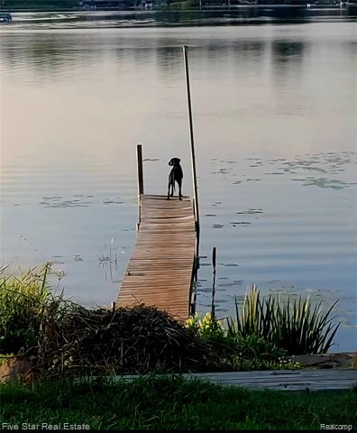 Builiding view thirty seven for 9548 Round Lake, White Lake, MI. 48386