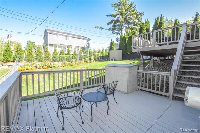 Builiding view forty four for 8426 Cooley Beach, White Lake, MI. 48386