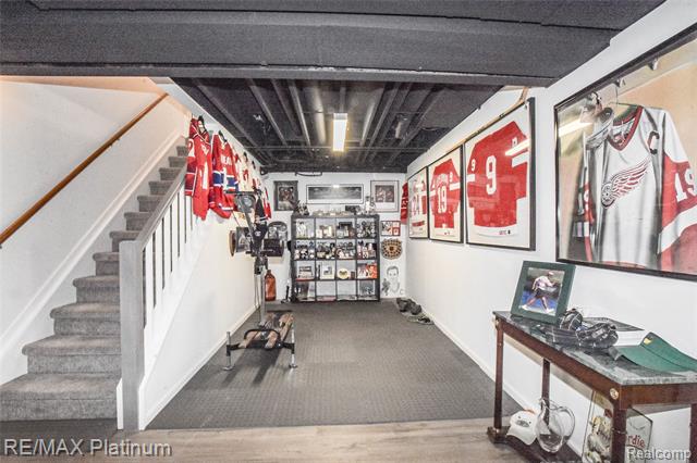 Builiding view forty for 8426 Cooley Beach, White Lake, MI. 48386