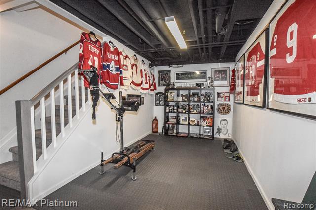 Builiding view thirty nine for 8426 Cooley Beach, White Lake, MI. 48386