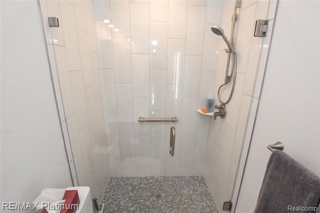 Builiding view twenty five for 8426 Cooley Beach, White Lake, MI. 48386