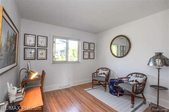 Builiding view twenty nine for 8426 Cooley Beach, White Lake, MI. 48386