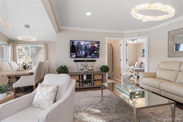 Builiding view six for 1921 Lakeview, Highland, MI. 48357