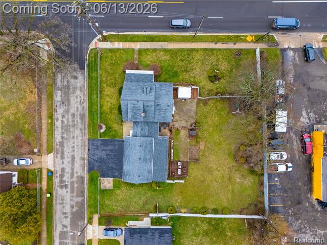 Builiding view forty seven for 640 Martin Luther King Jr S, Pontiac, MI. 48341