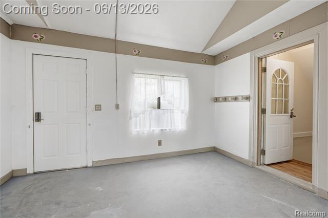 Builiding view thirty one for 640 Martin Luther King Jr S, Pontiac, MI. 48341