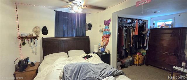 Builiding view thirteen for 205 Hughes, Pontiac, MI. 48341