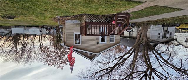 Builiding view two for 205 Hughes, Pontiac, MI. 48341