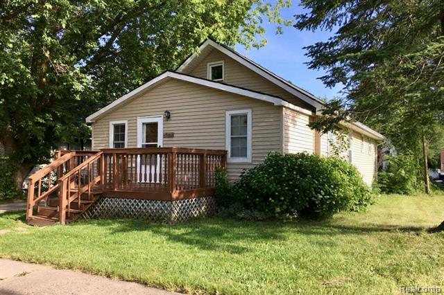 front view for 205 Hughes Ave, Pontiac, Mi. 48341