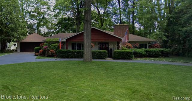 front view for 1475 Avondale Dr, Keego Harbor, Mi. 48320