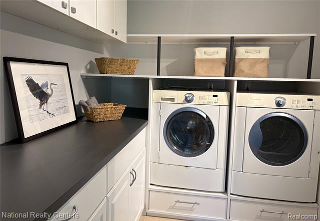 Builiding view sixty eight for 8871 Lakeview, White Lake, MI. 48386