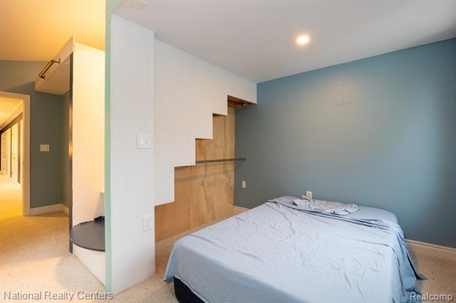 Builiding view sixty two for 8871 Lakeview, White Lake, MI. 48386