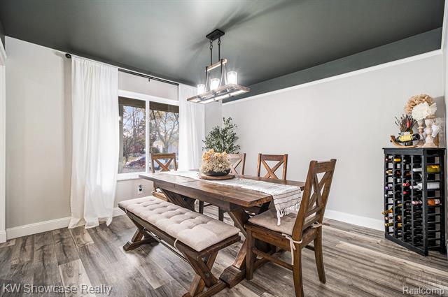 Builiding view eight for 7936 Rampart, Waterford, MI. 48327