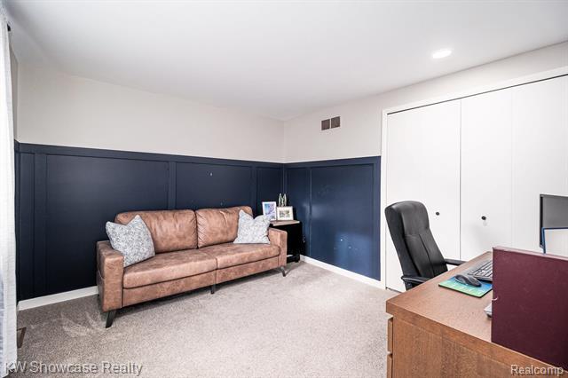 Builiding view fourteen for 7936 Rampart, Waterford, MI. 48327