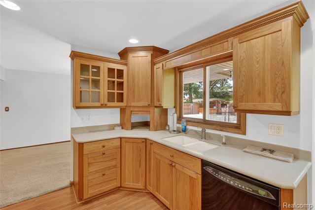 Builiding view fourteen for 8668 Cooley Beach, White Lake, MI. 48386