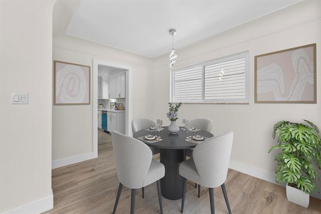 Builiding view seven for 2051 Avondale, Keego Harbor, MI. 48320