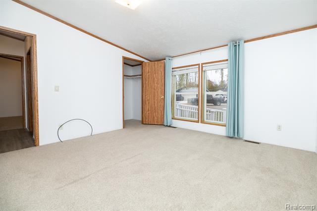 Builiding view twenty four for 9198 Ashdown, White Lake, MI. 48386