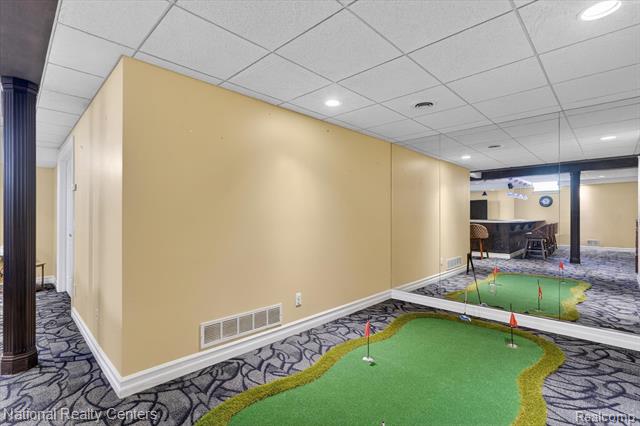 Builiding view thirty for 1042 Saint Andrews, Highland, MI. 48357