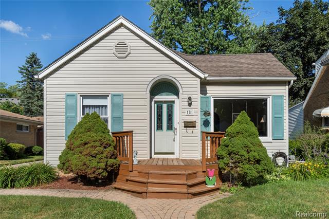 front view for 181 Navajo Ave, Pontiac, Mi. 48341