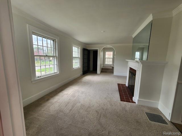 Builiding view six for 80 E Iroquois, Pontiac, MI. 48341