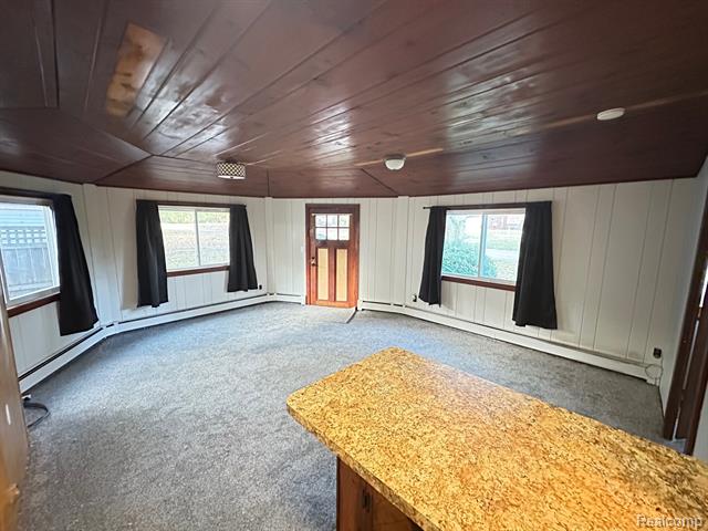 Builiding view four for 941 Shoshone, Waterford, MI. 48327