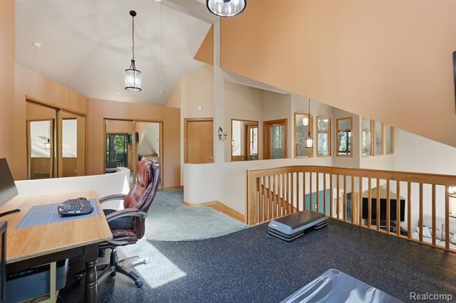 Builiding view eighteen for 356 Avanti, Highland, MI. 48357