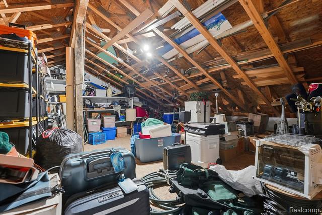 Builiding view forty four for 356 Avanti, Highland, MI. 48357