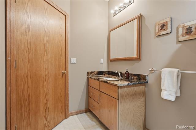 Builiding view twenty eight for 356 Avanti, Highland, MI. 48357