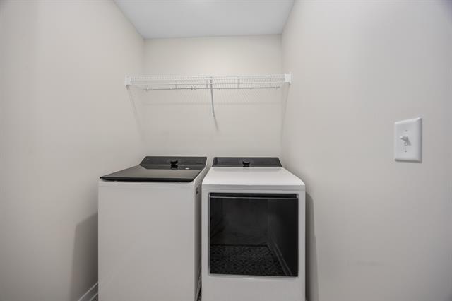 Builiding view fifteen for 210 Elkenburg, South Haven, MI. 49090