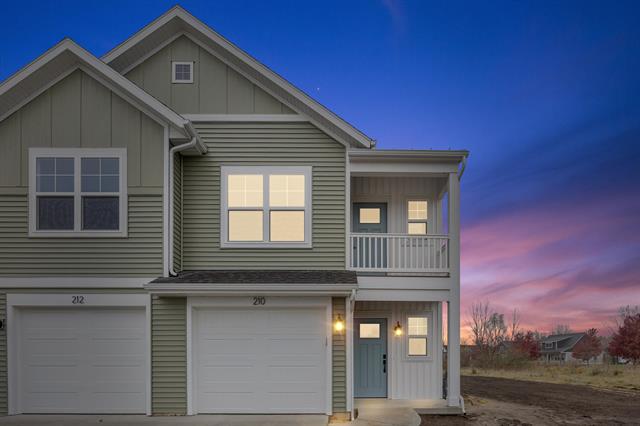 Builiding view twenty four for 210 Elkenburg, South Haven, MI. 49090
