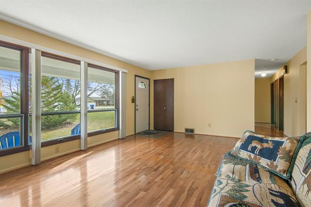 Builiding view five for 7222 West Bay Shore, Traverse City, MI. 49684