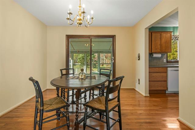 Builiding view ten for 7222 West Bay Shore, Traverse City, MI. 49684