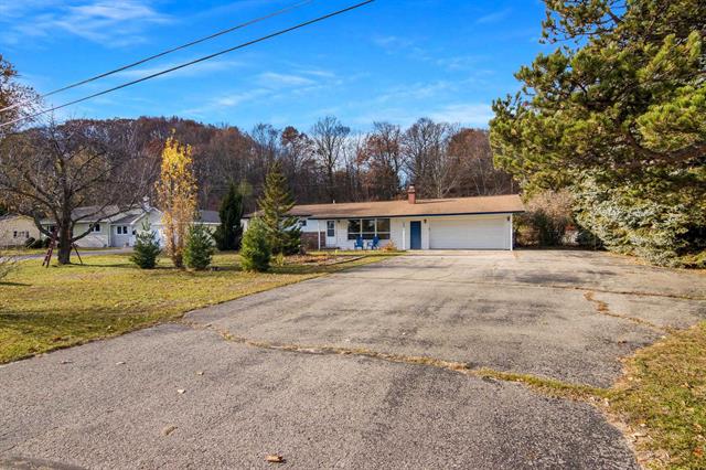 Builiding view thirty seven for 7222 West Bay Shore, Traverse City, MI. 49684