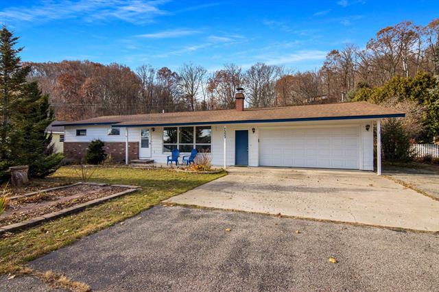 front view for 7222 S West Bay Shore Drive, Traverse City, Mi. 49684