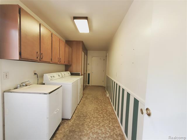 Builiding view twenty two for 8276 Appleway, Grand Blanc, MI. 48439