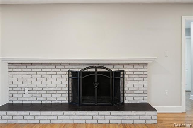 Builiding view eight for 30609 Inkster, Franklin, MI. 48025