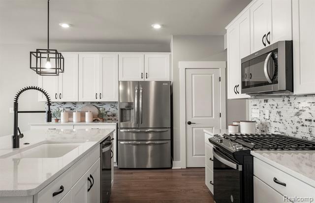 Builiding view ten for 1777 Addison, Walled Lake, MI. 48390