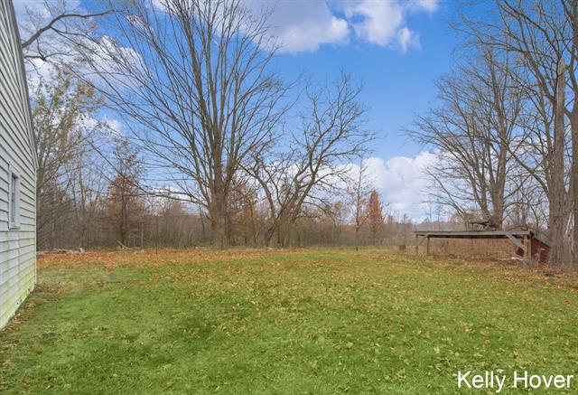 Builiding view thirty two for 6185 Wing, Grand Rapids, MI. 49512